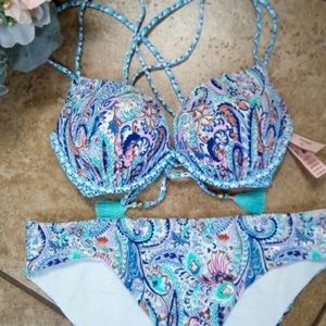 Victoria’s Secret pushup paisley bikini 34A